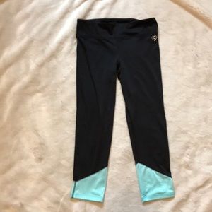 Aeropostale Workout Capris